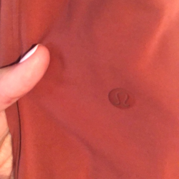 Lululemon On the Fly 7/8 Crops - Picture 3 of 3